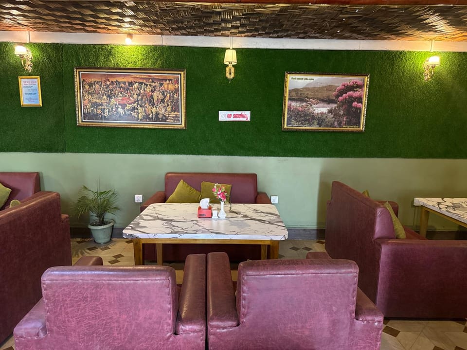 The hotel mountain Taplejung  Hotel in Nepal