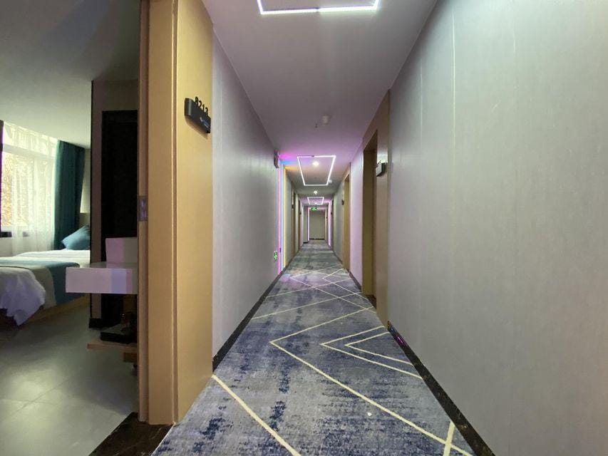 Huaju Hotel (Kunshan High-speed Railway Station Fengjing Road Branch) Hotel in Shanghai