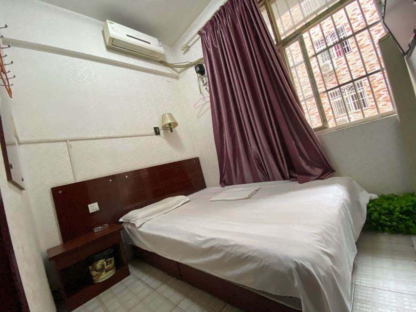 Qingyuan Hostel Hotel in Xian