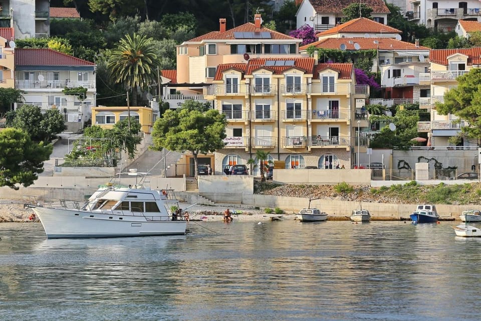 Apartments Dado Trogir Hotel in Trogir