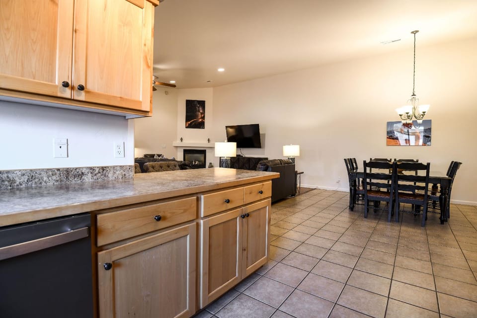 Cottonwoods 477 Hotel in Moab