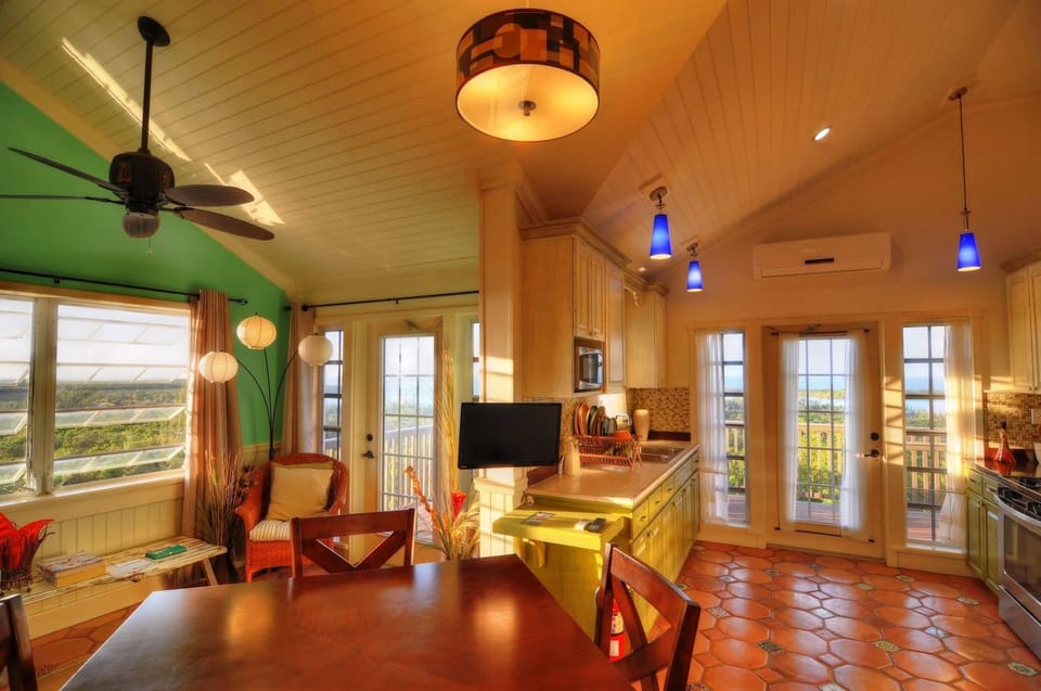 Villa Allamanda Hotel in North Eleuthera