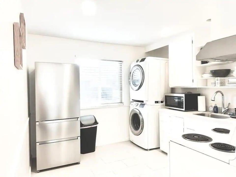Silicon Valley Airbnb Hotel in Sunnyvale