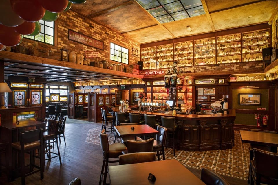 Bar/lounge