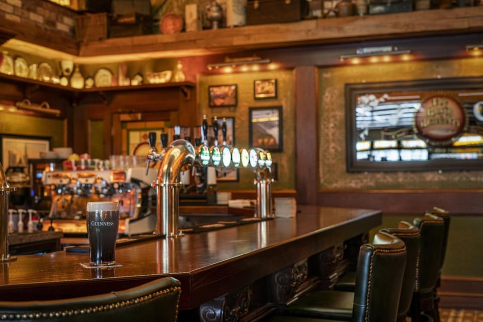 Bar/lounge