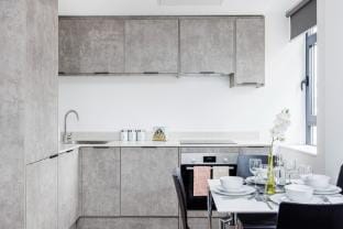 Modern 1 Bed Flat in Town centre - FREE WIFI! Hotel in Luton