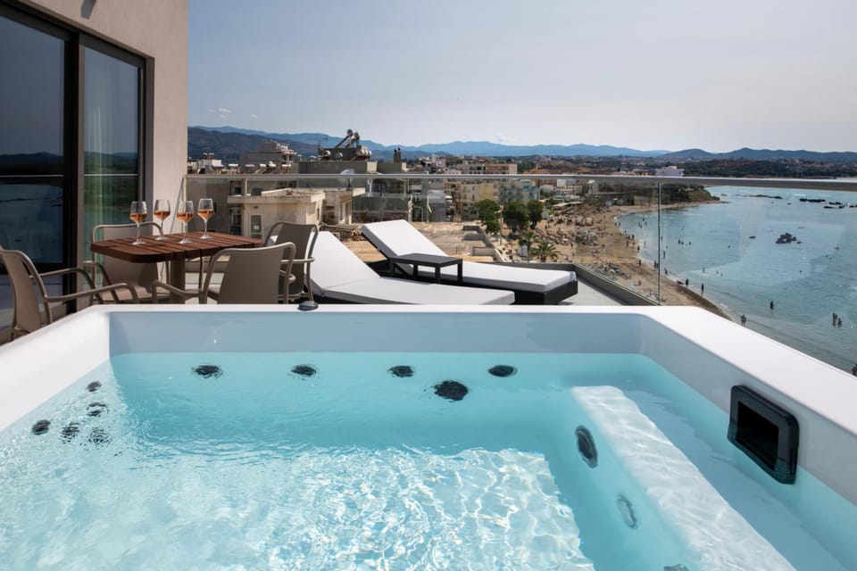 EdgeWater Beach Hotel Hotel in Chania
