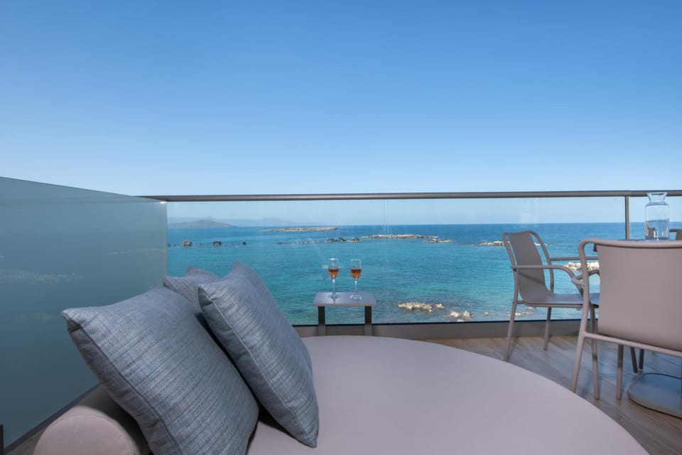 EdgeWater Beach Hotel Hotel in Chania