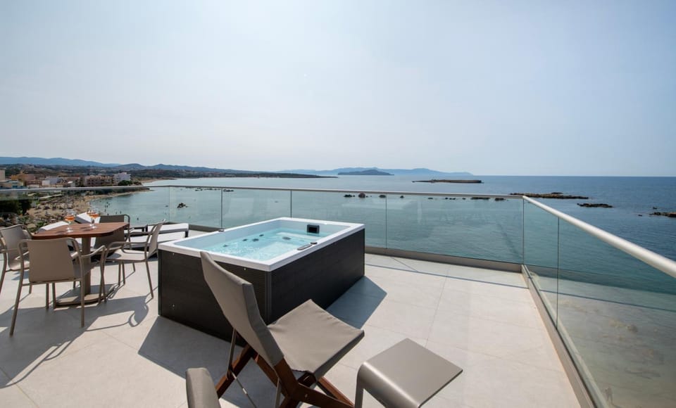 EdgeWater Beach Hotel Hotel in Chania