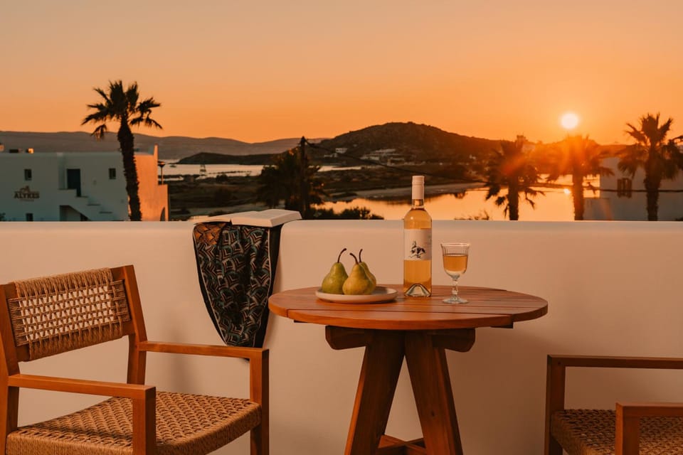 Phaistos Suites Hotel in Agios Prokopios