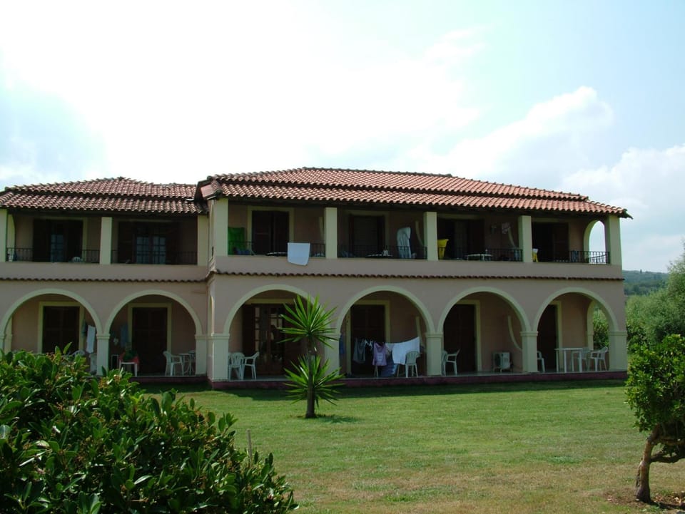 Kamari Apartments Hotel in Corfu, Greece