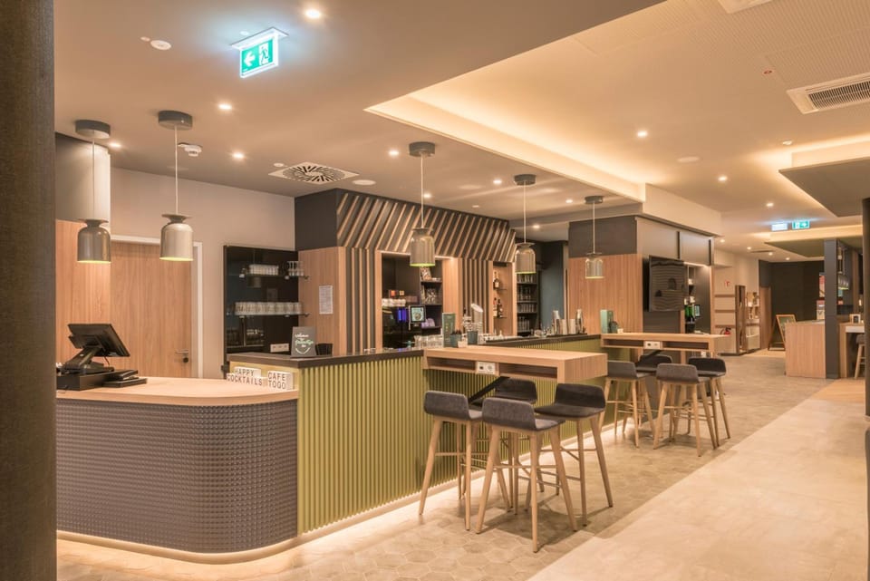 Bar/lounge