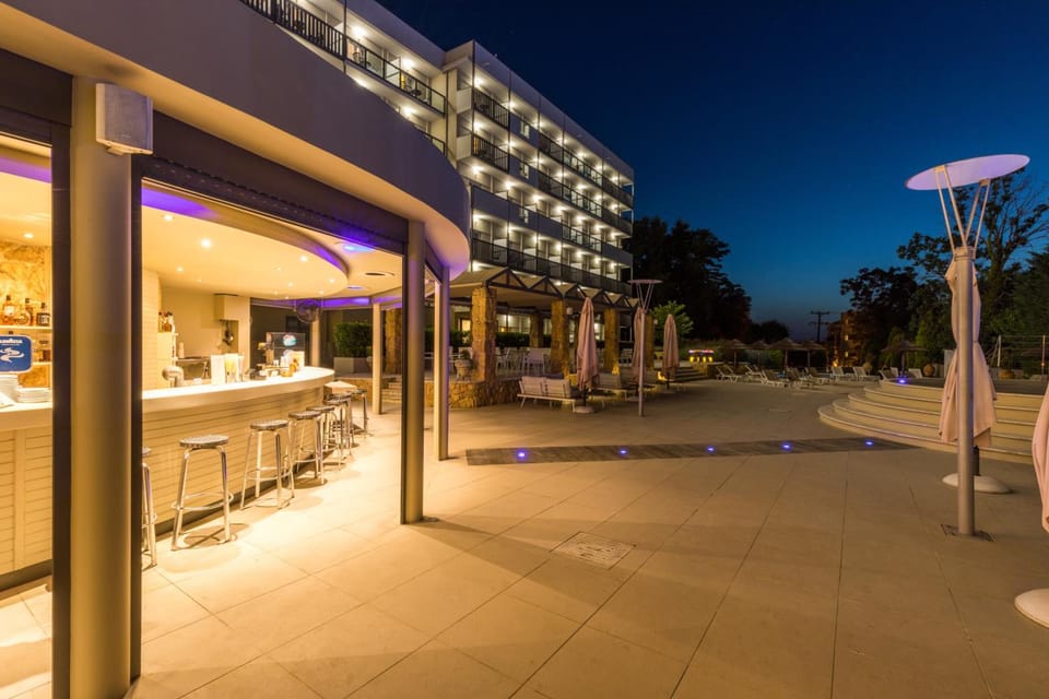Ariti Grand Hotel Hotel in Corfu