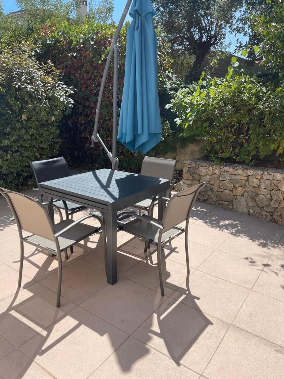 Au Reveil des Cigales Hotel in Roquebrune-sur-Argens