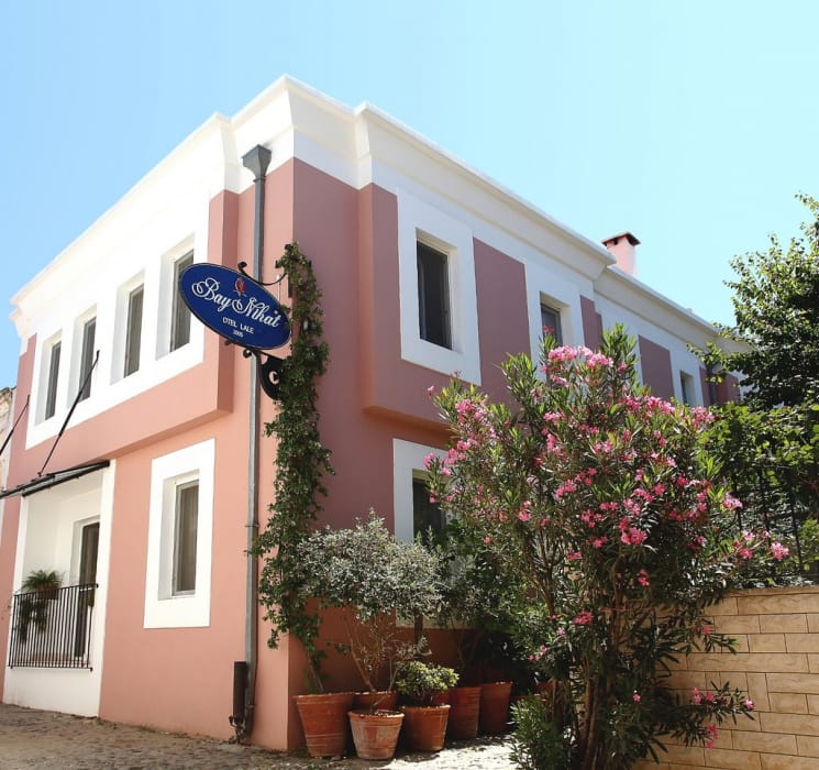 Bay Nihat Otel Lale Hotel in İzmir Province