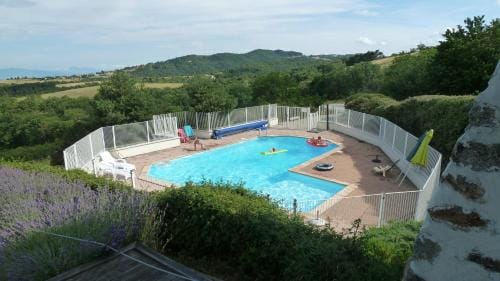 Ferme de Simondon Hotel in Provence-Alpes-Côte d'Azur