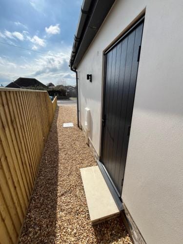 Mudeford Beach Guest Room Hotel in Christchurch