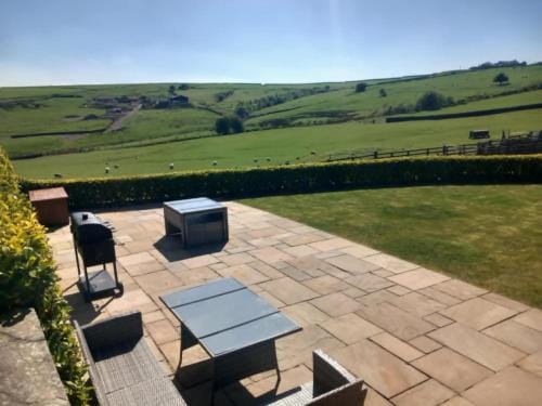 Walls Clough Hotel in Rossendale