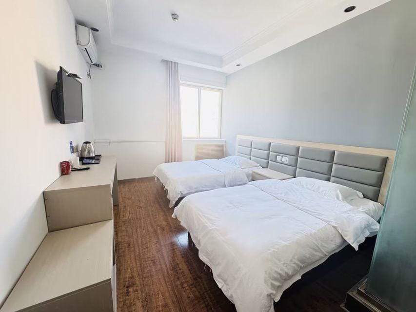 Warm and long-lasting Express Hotel Hotel in Beijing