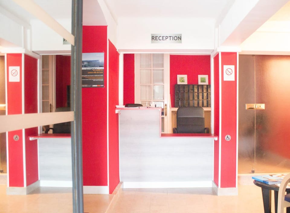 Hotel Le Jardin Hotel in Lens
