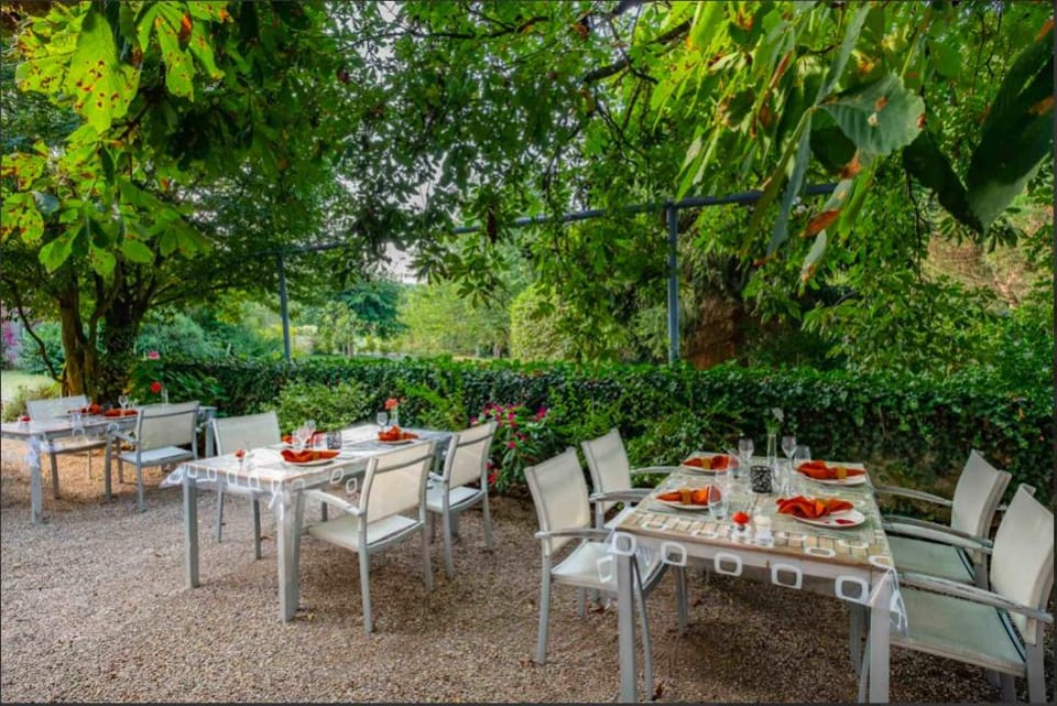 Au Coeur de Meaulne Hotel in Centre-Val de Loire