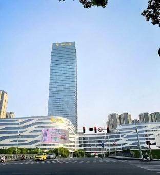 Home Inn Huaxuan Collection Hotel (Kunshan Railway Station High Speed Rail South Station Store) Hotel in Shanghai
