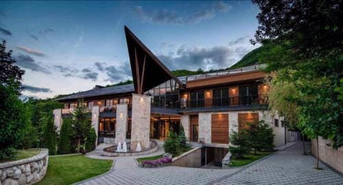 Resort Ujevara e Drinit Hotel in Montenegro