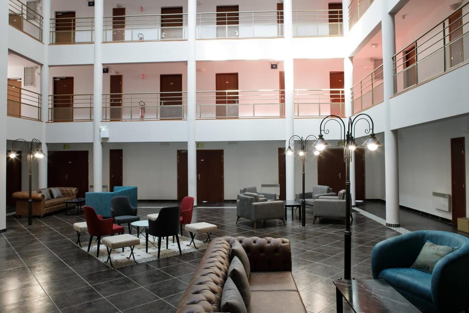L'EPI HOTEL Hotel in Île-de-France