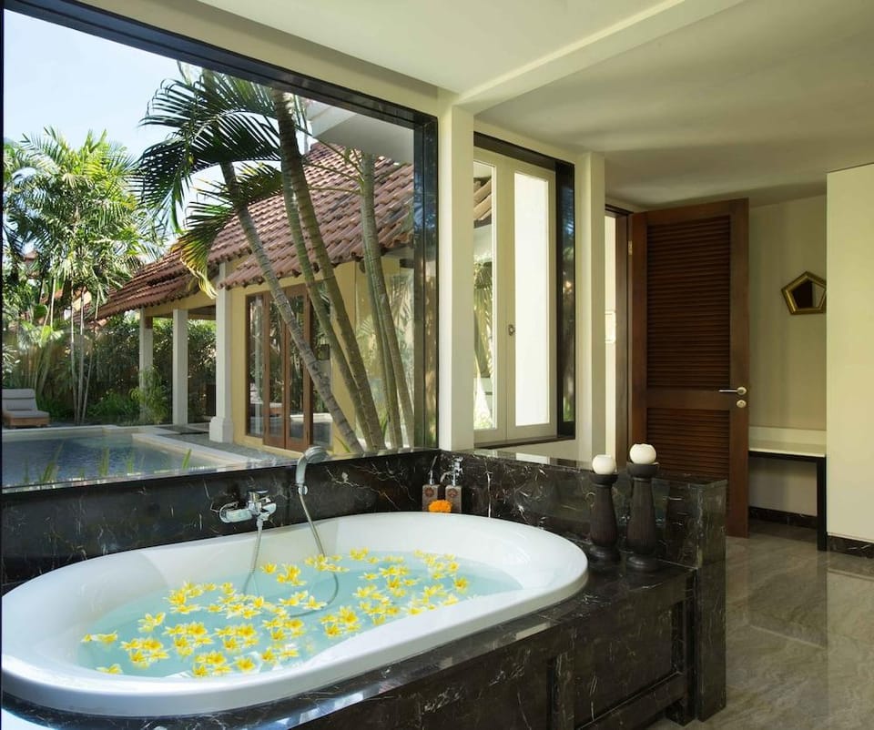 Alaya Dedaun Kuta Resort in Kuta