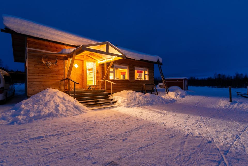 Lake Inari Mobile Cabins Luxury tent in Lapland