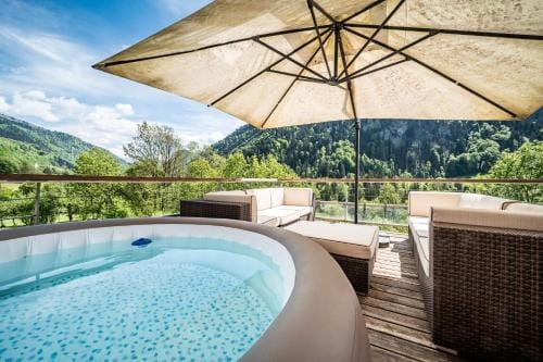 Chalet Elisthur Hotel in Haute-Savoie