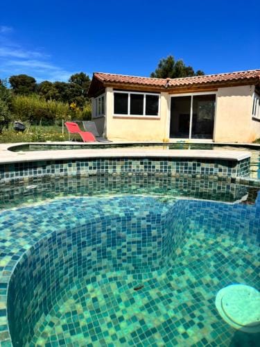 Le Pin d'Alep Hotel in Bormes-les-Mimosas