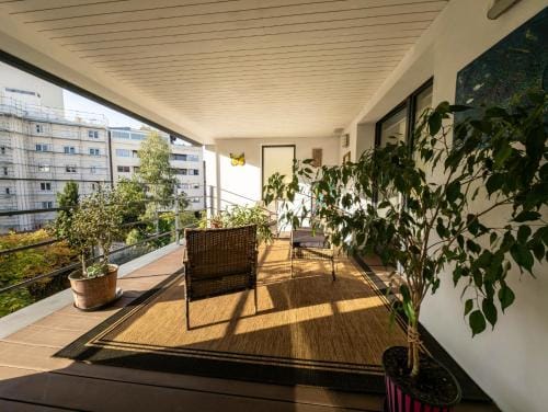 Chambre Terrasse Multimedia Hotel in Issy-les-Moulineaux