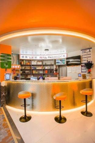 Orange Garden Bizzu Hotel (Bad Boss Billiards Club Shop) Hotel in Zhejiang