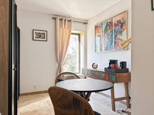 Le Mas des Fontaines Hotel in Avignon