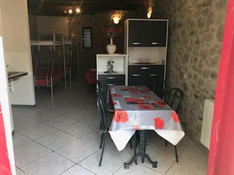 Gite d'etape le code bar Inn in Provence-Alpes-Côte d'Azur