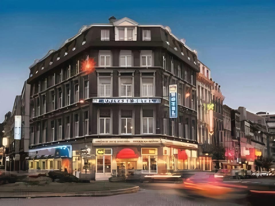 Univers Hotel & Restaurant Hotel in Liège