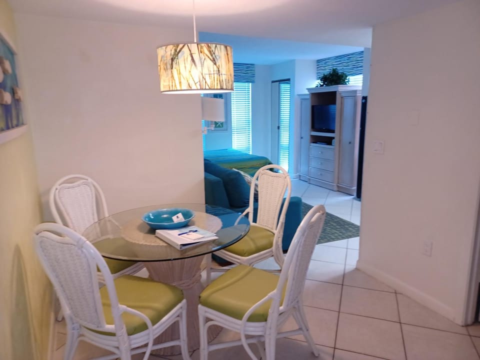 Islander Beach Resort Hotel in New Smyrna Beach