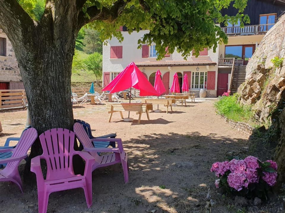 Chalet de la source Inn in Auvergne-Rhône-Alpes