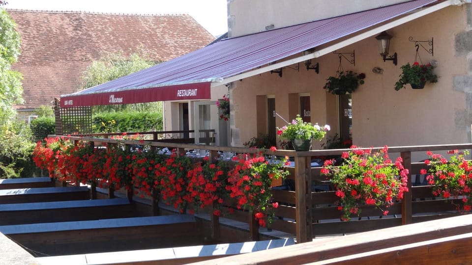 Sarl Macarena Hotel in Bourgogne-Franche-Comté
