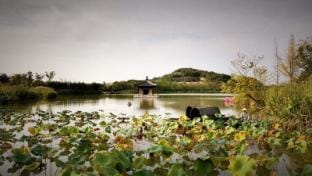 yiheershekezhan Hotel in Suzhou