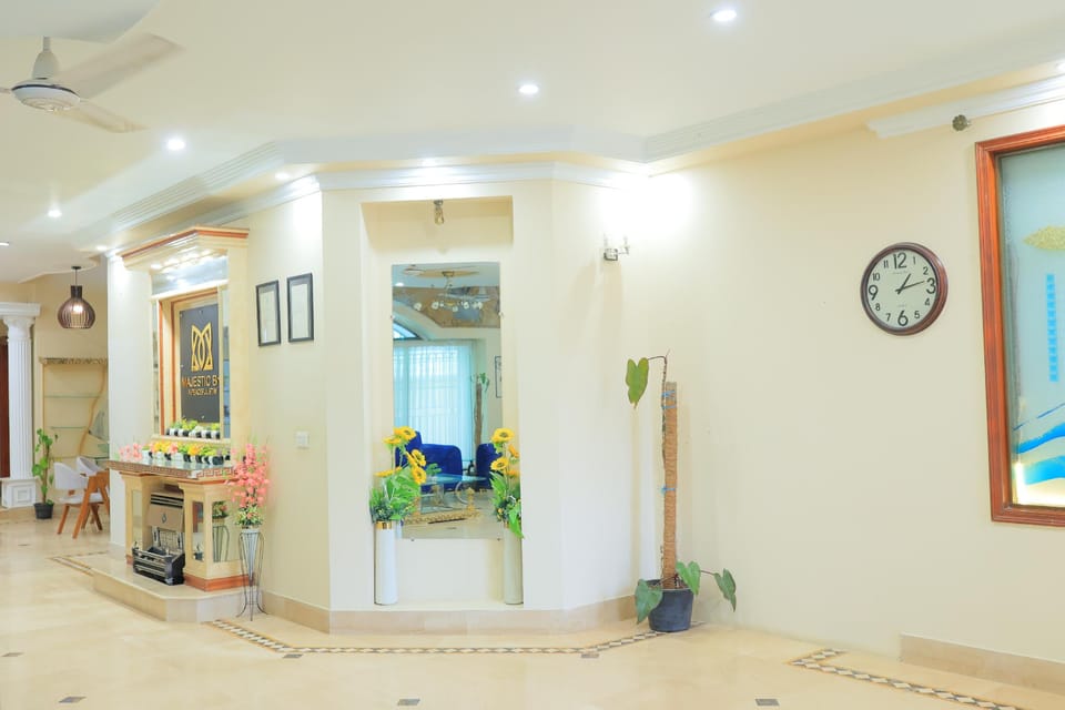 Majestic BnB  Hotel in Karachi