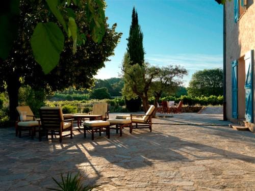 Domaine du Clos d'Alari-chambres d'hotes au milieu des vignes Hotel in Lorgues