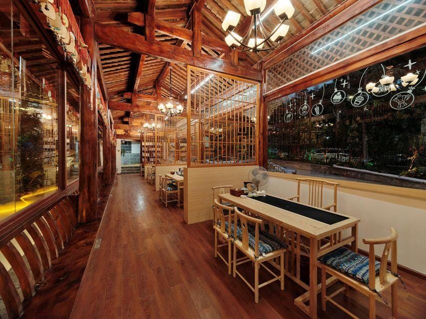 Fenglin Holiday Courtyard Hotel in China