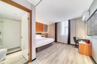 Haoli Hotel (Ningbo Cixi Yintai Department Store Suntang Road) Hotel in Zhejiang