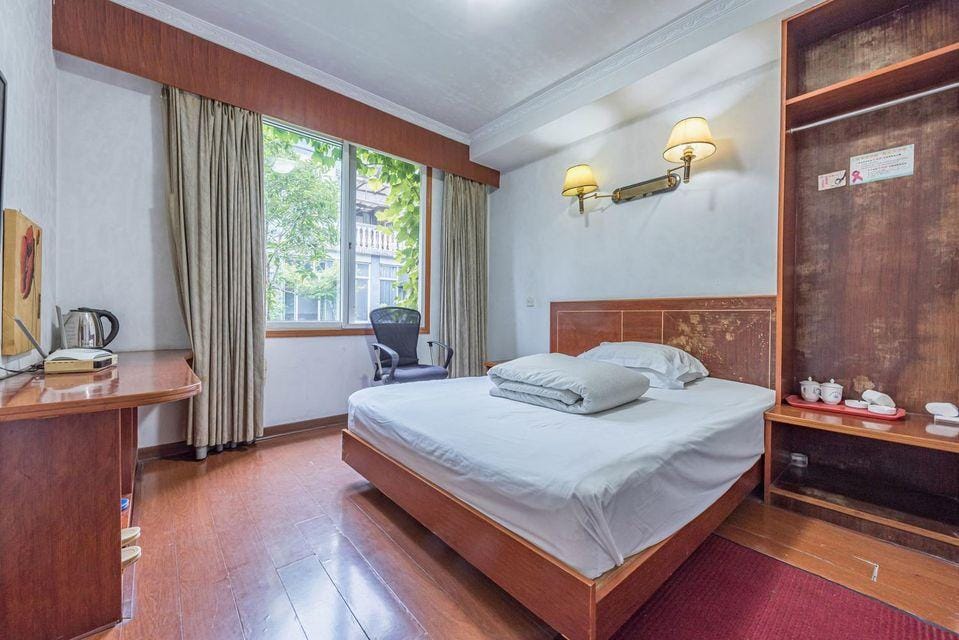 Yiyuan Hotel Hotel in Zhejiang