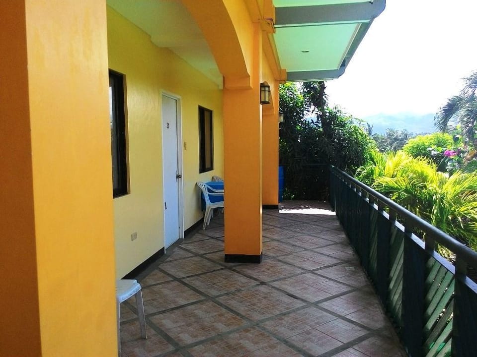 Marvin's Seaside Inn Inn in Central Visayas