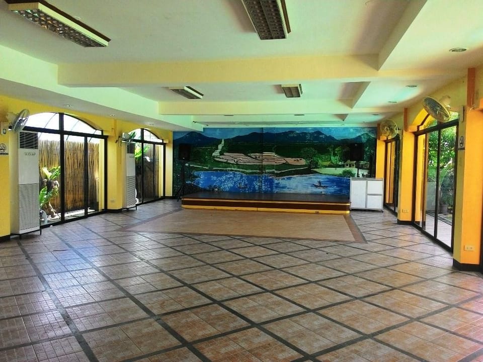Marvin's Seaside Inn Inn in Central Visayas