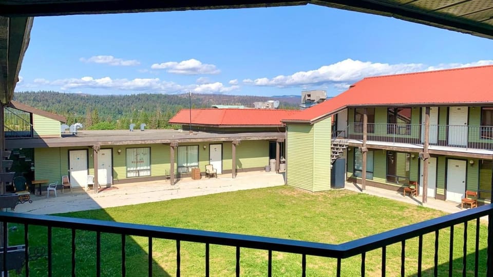 Hotel viewmont Hotel in British Columbia