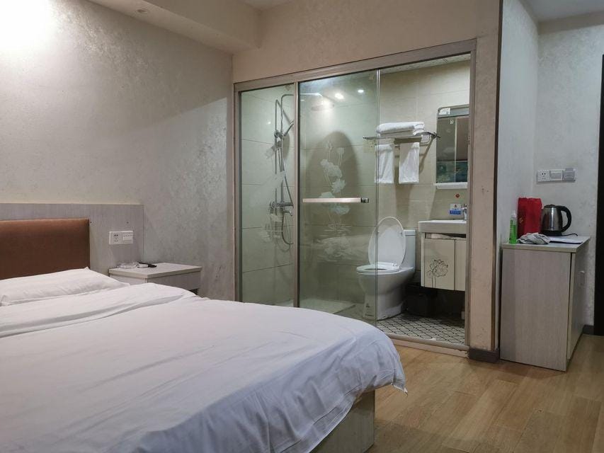 Hualong Hotel Wujiang, Suzhou Hotel in Suzhou
